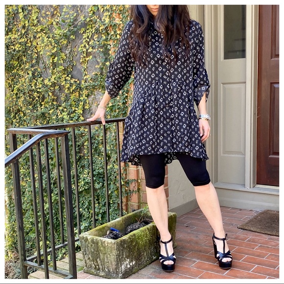 ✨PARIS✨Beautiful ruffle hem tunic - Picture 7 of 8